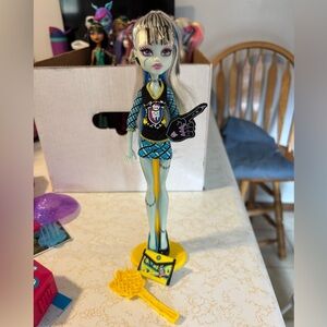 Frankie Stein (Ghoul Spirit) Monster High Doll